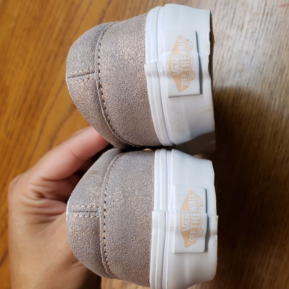 🎉HP🎉 Sparkly peach Vans slip on sneakers, size 2.5 - Picture 6 of 10